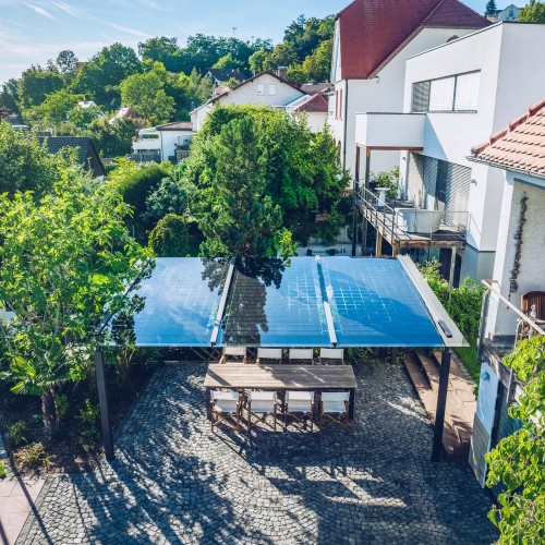 Terrassen und Carports